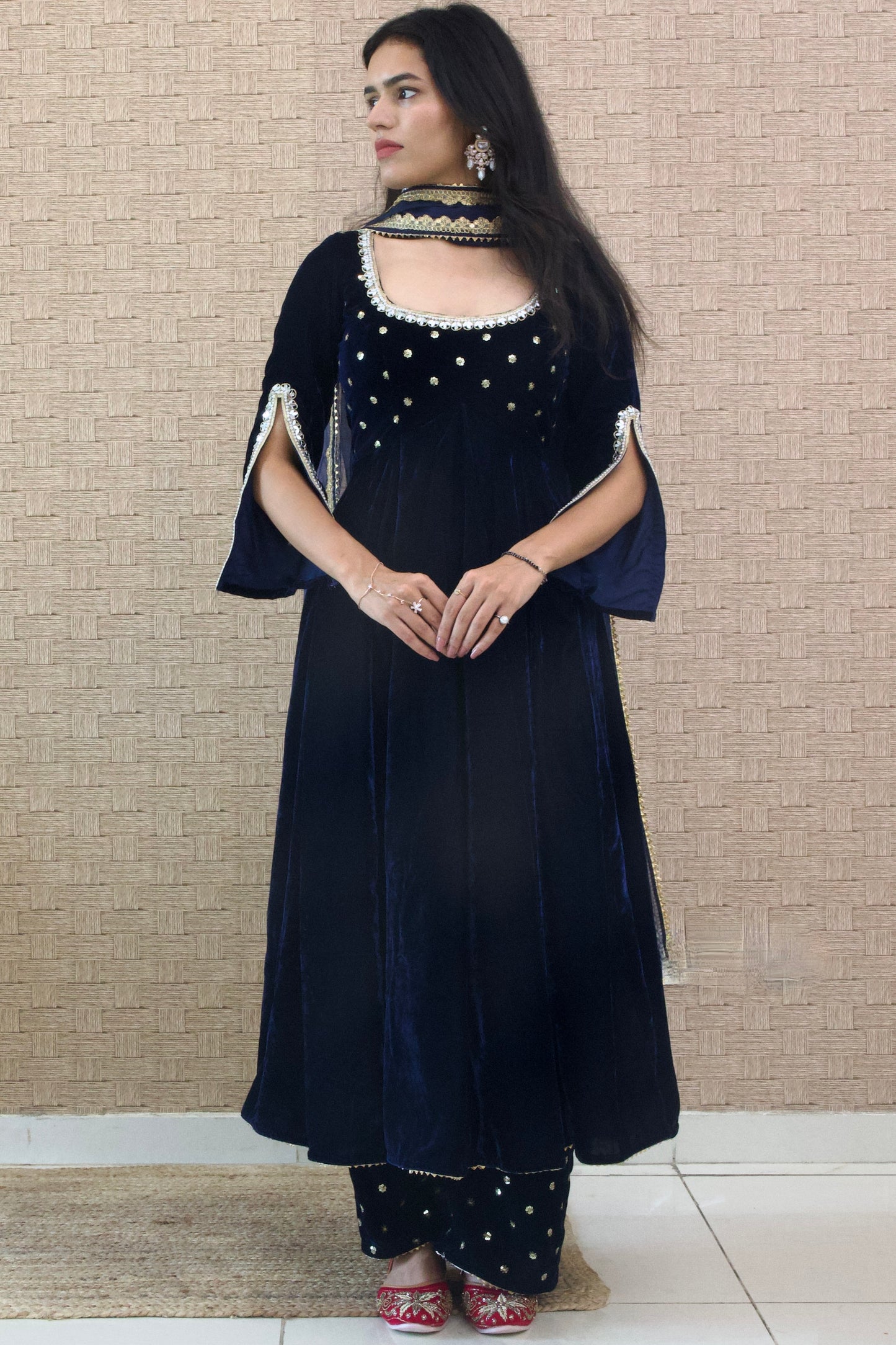 Navy Blue Velvet Embroidered Anarkali se