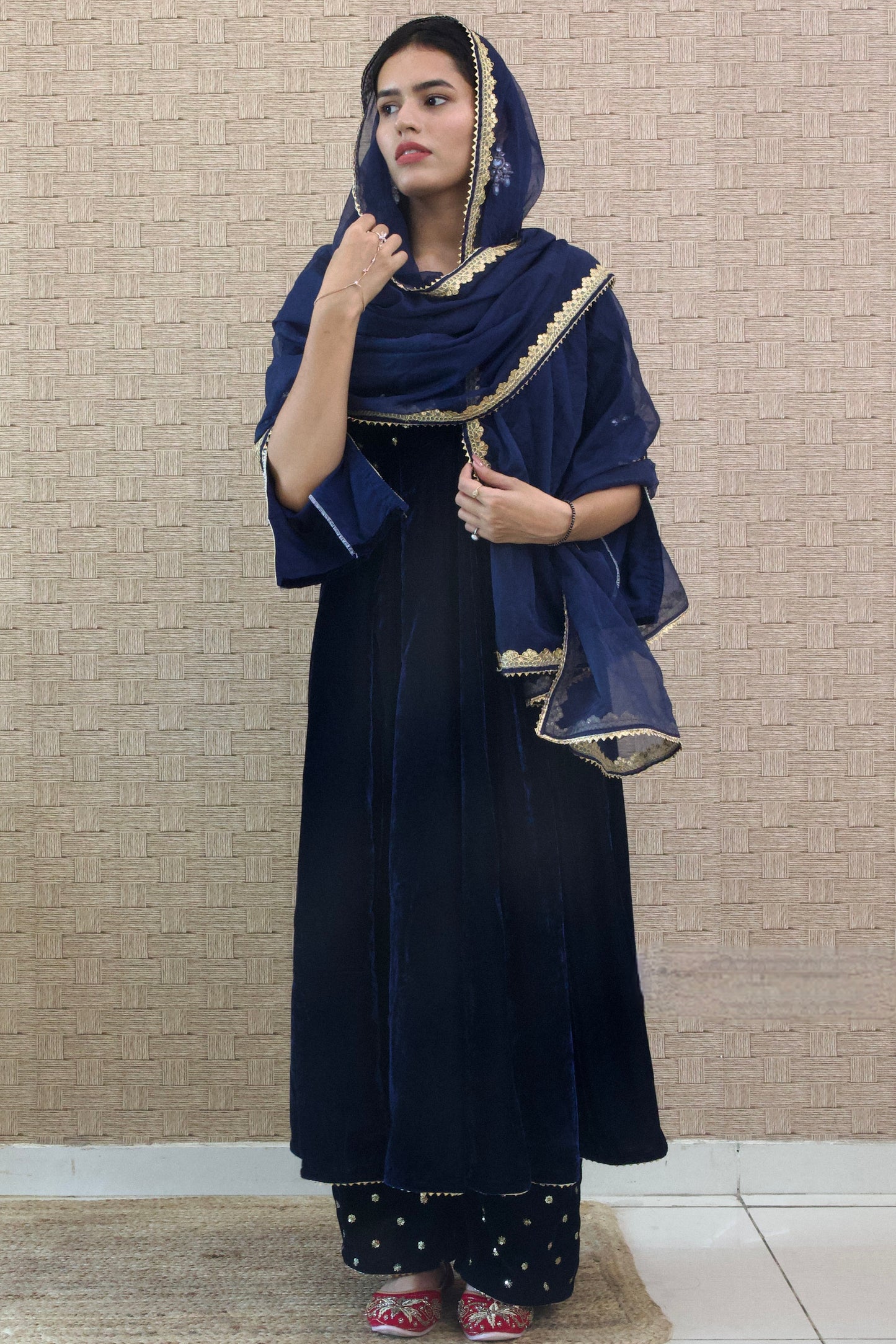 Navy Blue Velvet Embroidered Anarkali se