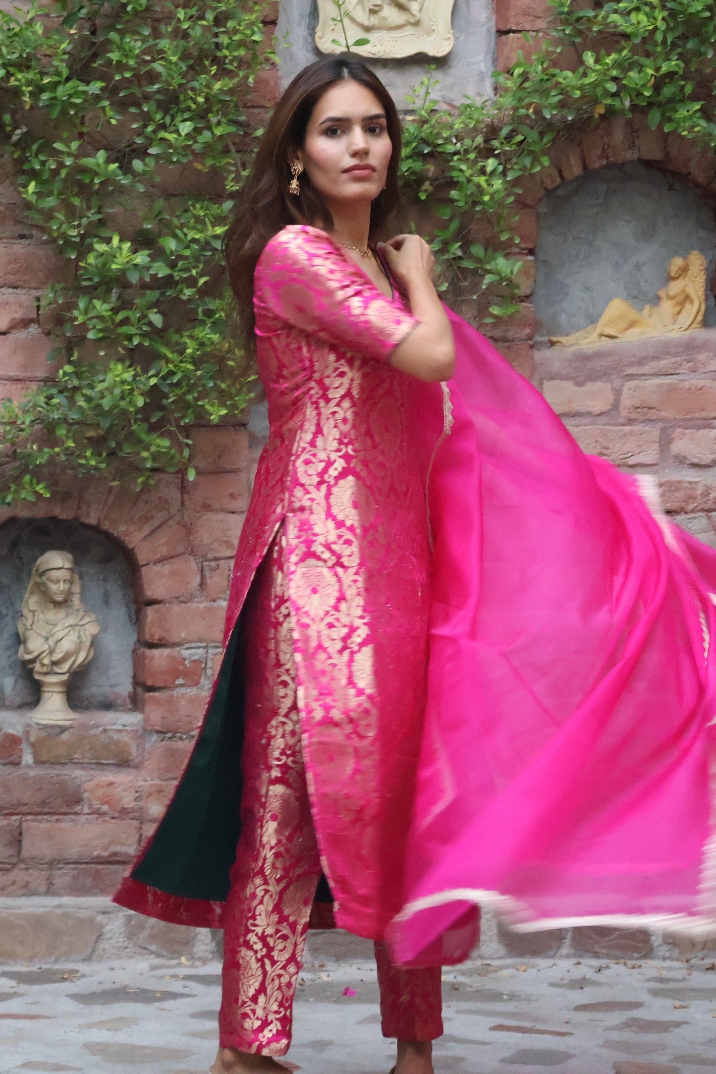 Pink Brocade Kurta Set