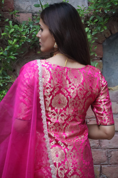 Pink Brocade Kurta Set